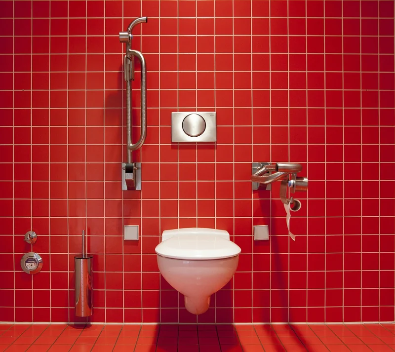 WC suspendus ou classiques : des hauteurs différentes